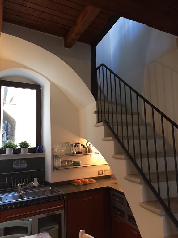 Casa Torre Di Mactheus Petraro Apartment โจวีนัซโซ ห้อง รูปภาพ