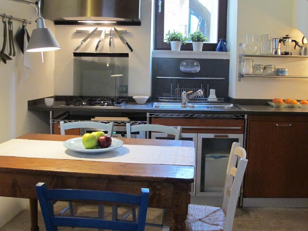 Casa Torre Di Mactheus Petraro Apartment โจวีนัซโซ ห้อง รูปภาพ