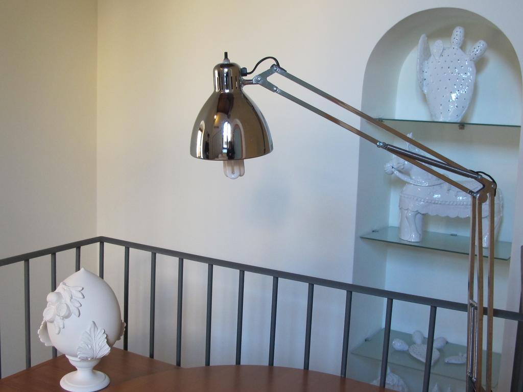 Casa Torre Di Mactheus Petraro Apartment โจวีนัซโซ ภายนอก รูปภาพ