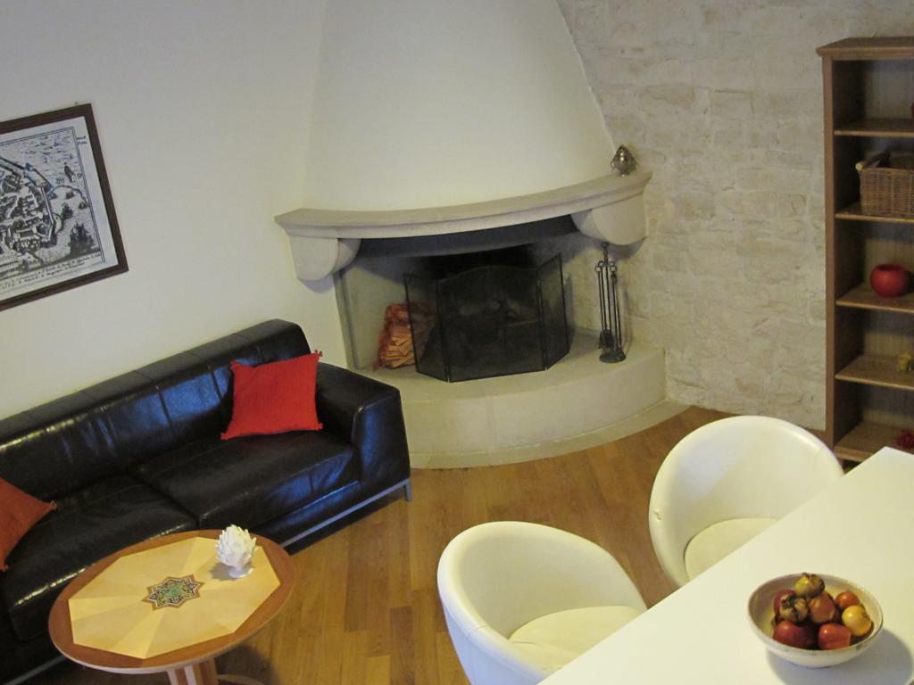 Casa Torre Di Mactheus Petraro Apartment โจวีนัซโซ ภายนอก รูปภาพ